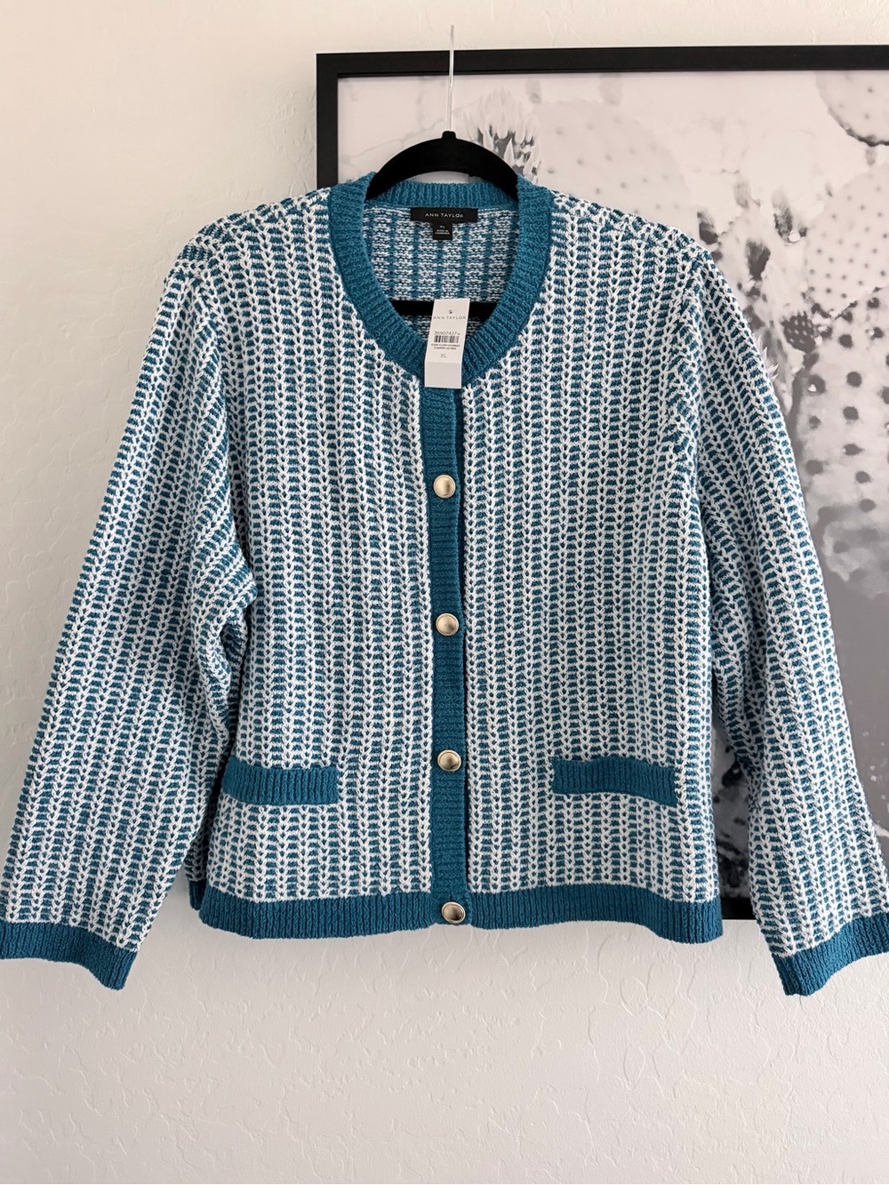 Ann Taylor Blue and White Textured Knit Cardigan Set - Picture 6 of 14